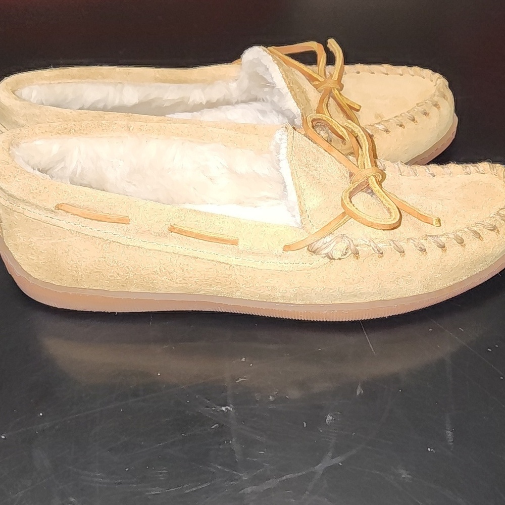 Minnetonka Women's Light Brown/Tan Moccasins Sz 6 - Picture 6 of 6